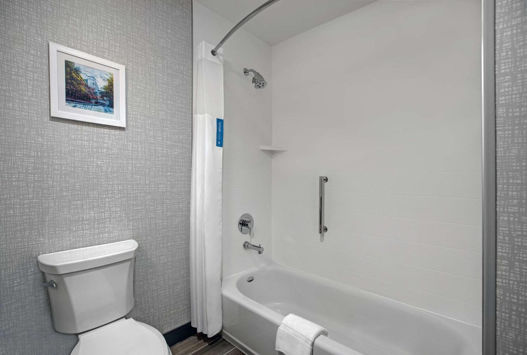 Hotel Hampton & Dallas -