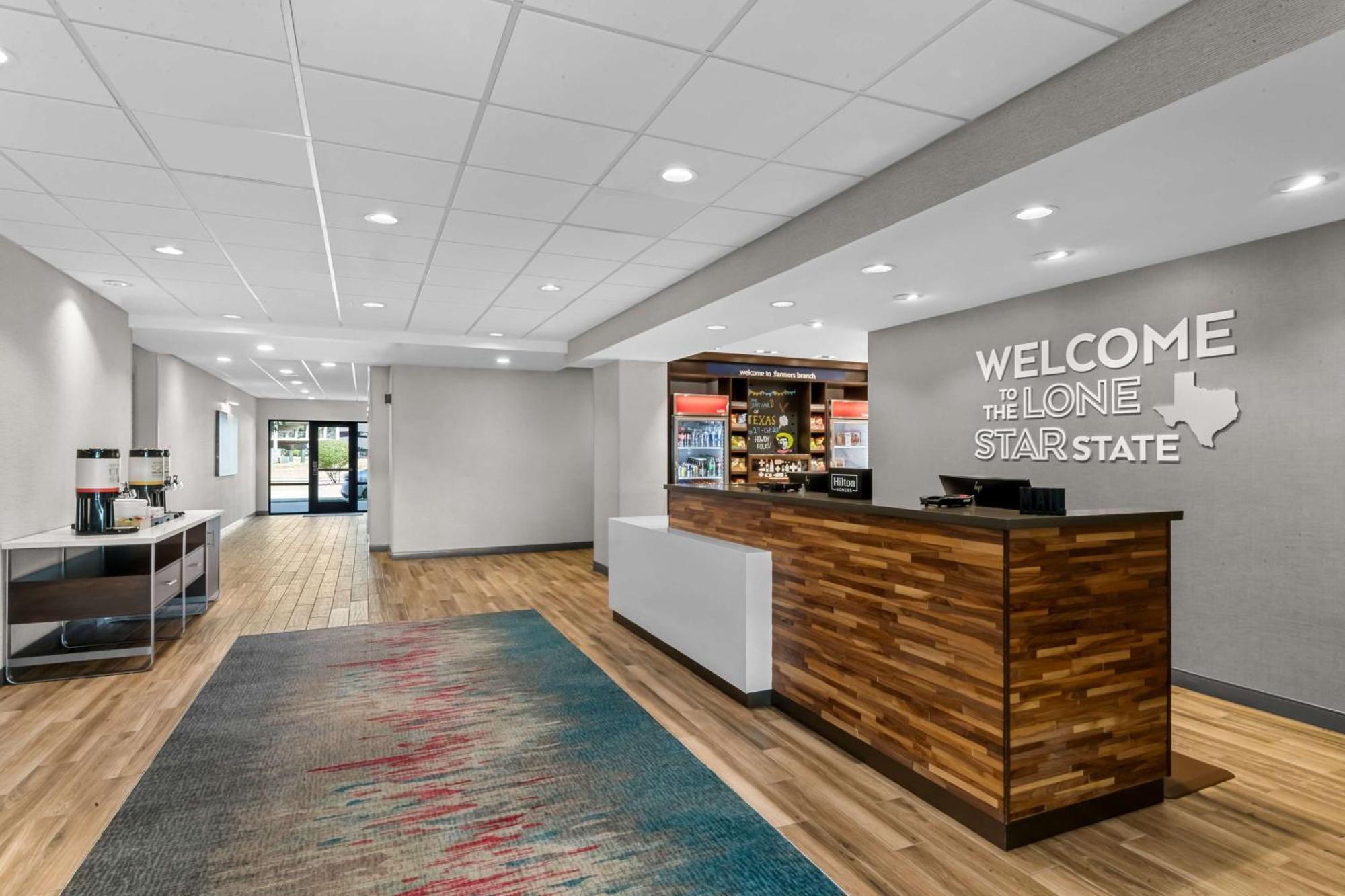 Hampton & Dallas - Hotel Farmers Branch